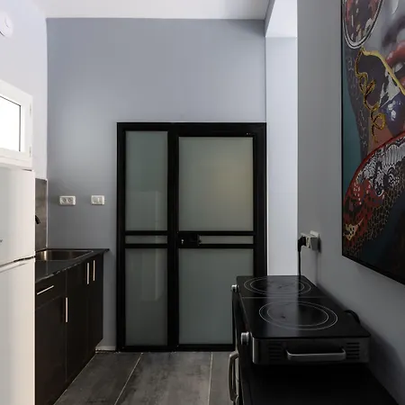 Liber Tel Aviv Sea Shore Suites By Raphael Hotels-3